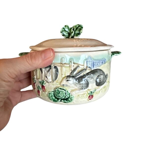 Vintage The Haldon Group Hand Crafted Rabbit Soup Pot with Lid - Picture 11 of 11